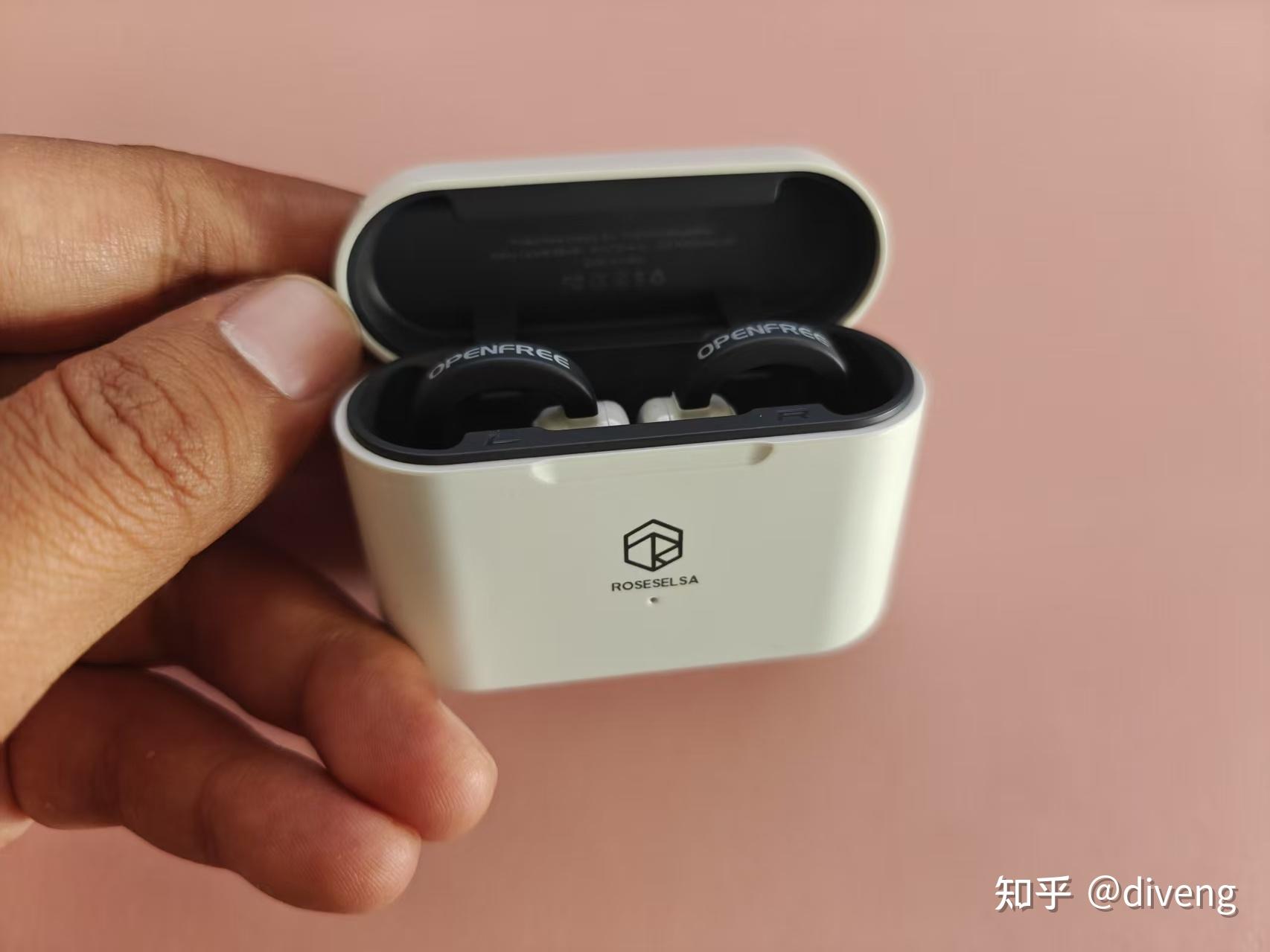 运动耳机入耳式与非入耳式区别_运动入耳式耳机戴法图解_入耳式运动